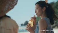 キリン「午後の紅茶」の新CM「あの夏の午後」編より。