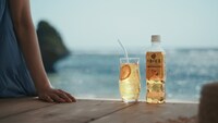 キリン「午後の紅茶」の新CM「あの夏の午後」編より。