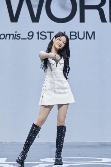 SEO YEON  (P)&(C) PLEDIS Entertainment