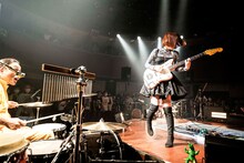 「Rei Spring Tour 2023 "versus DRUMMER" TOUR FINAL」の様子。（撮影：上飯坂一）