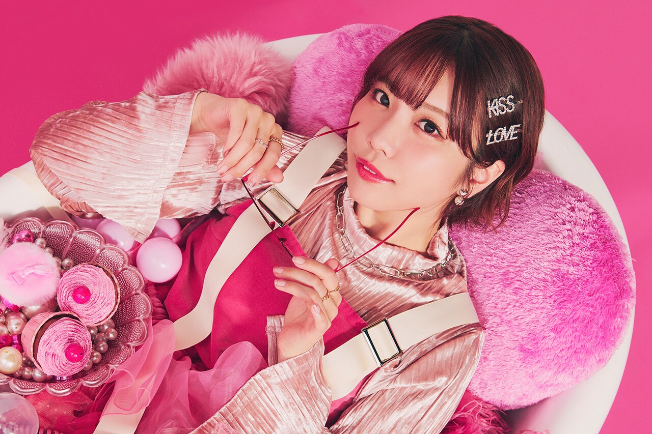 愛美、アニメ「てんぷる」オープニングテーマ収録のニューシングル発売