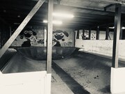 東京・ランプハウス東京の内装。