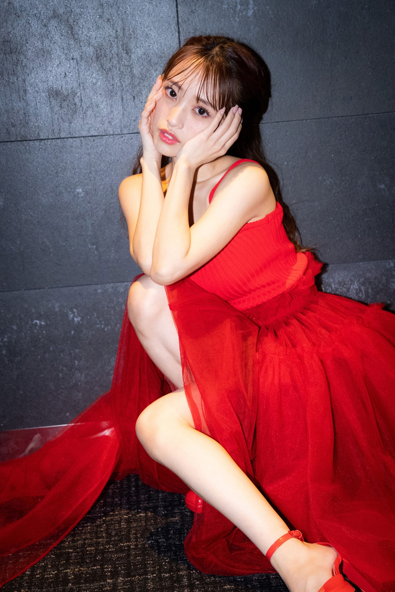 向井地美音（AKB48）1st写真集「胸騒ぎの正体」セブンネットショッピング限定版表紙