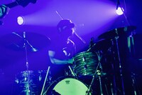 外村公敏（Dr）（撮影：岩佐篤樹）