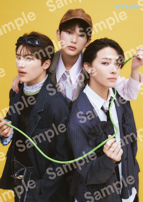 「NYLON JAPAN」8月号特別版のHMV&BOOKS購入特典の大判フォトカード絵柄。(c)NYLON JAPAN