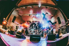 JUN SKY WALKER(S)デビュー35周年、野音でファンに誓った思い「これからもそばにいられるように」