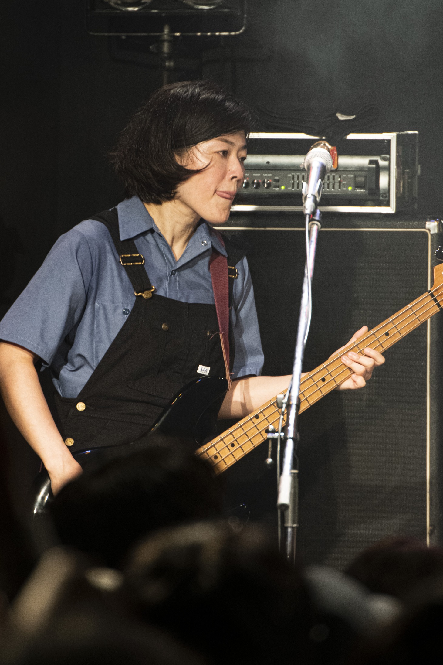村岡ゆか（B / eastern youth）（Photo by MAYUIMI）