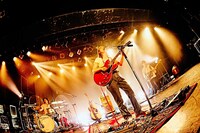 竹内アンナ「RELEASE TOUR 2023 -at FIVE-」東京・LIQUIDROOM公演の様子。（Photo by Kazushi Hamano）