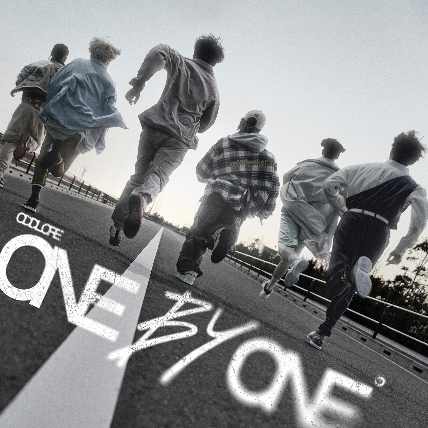 ODDLORE「ONE BY ONE」Type-Bジャケット