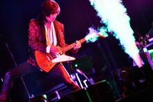 TAKURO（G）（撮影：田辺佳子）