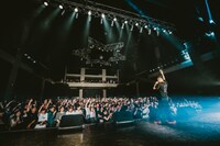 「JJJ “MAKTUB” Release Live」の様子。（撮影：cherry chill will.）