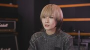 NHK総合「知るしん 大嫌いだけど、大好きな場所で～アーティストReol 故郷で歌う～」より。（写真提供：NHK）