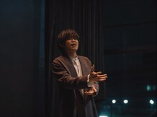 「Xperia 5 IV × Tani Yuuki スペシャルムービー」より。