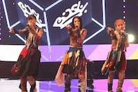 左からハシヤスメ・アツコ、リンリン、モモコグミカンパニー。(c)フジテレビ