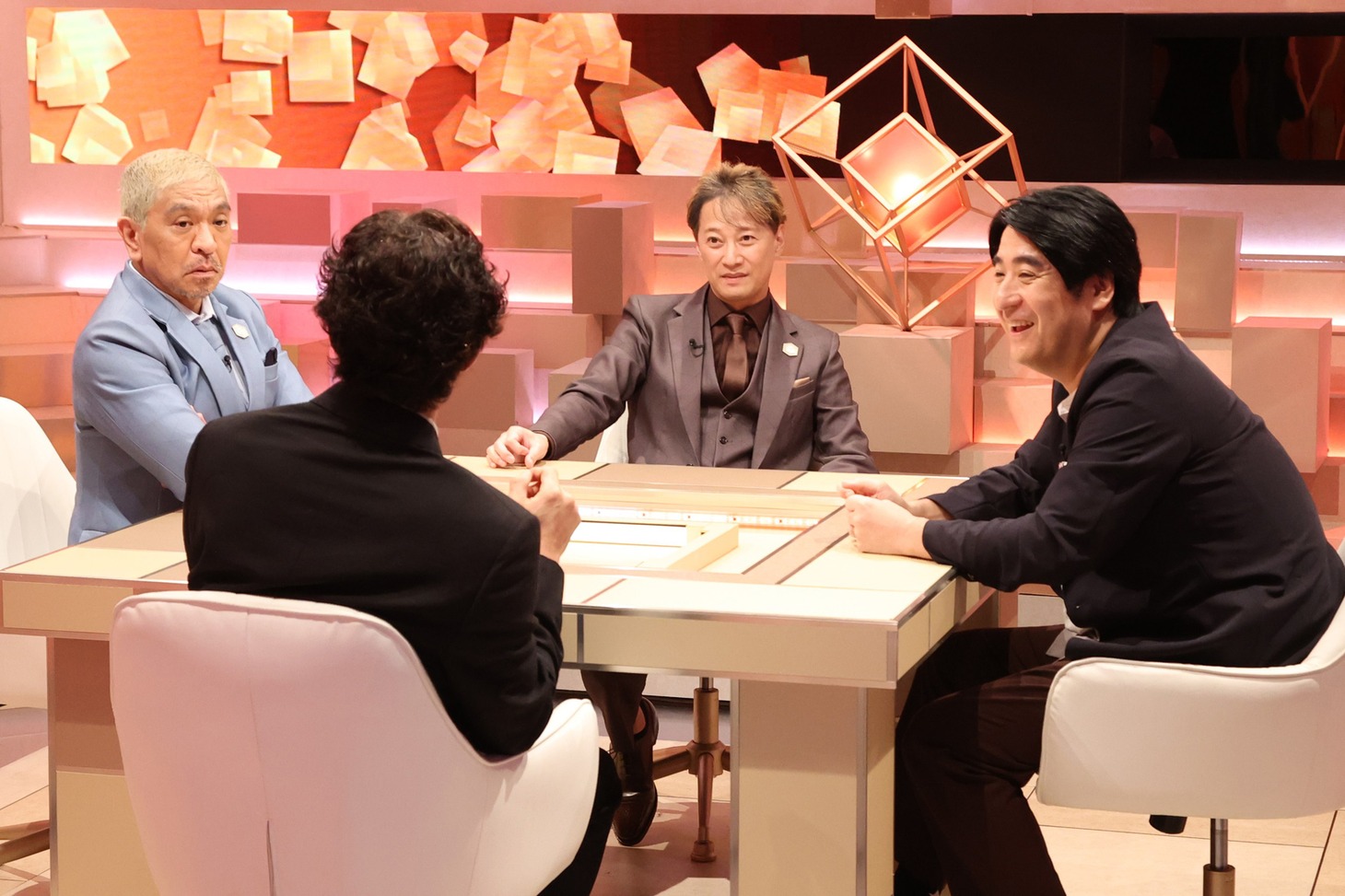 左から松本人志、伊藤英明、中居正広、佐久間宣行。(c)フジテレビ