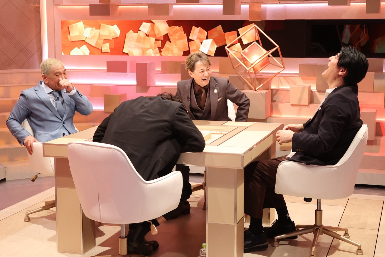 左から松本人志、伊藤英明、中居正広、佐久間宣行。(c)フジテレビ