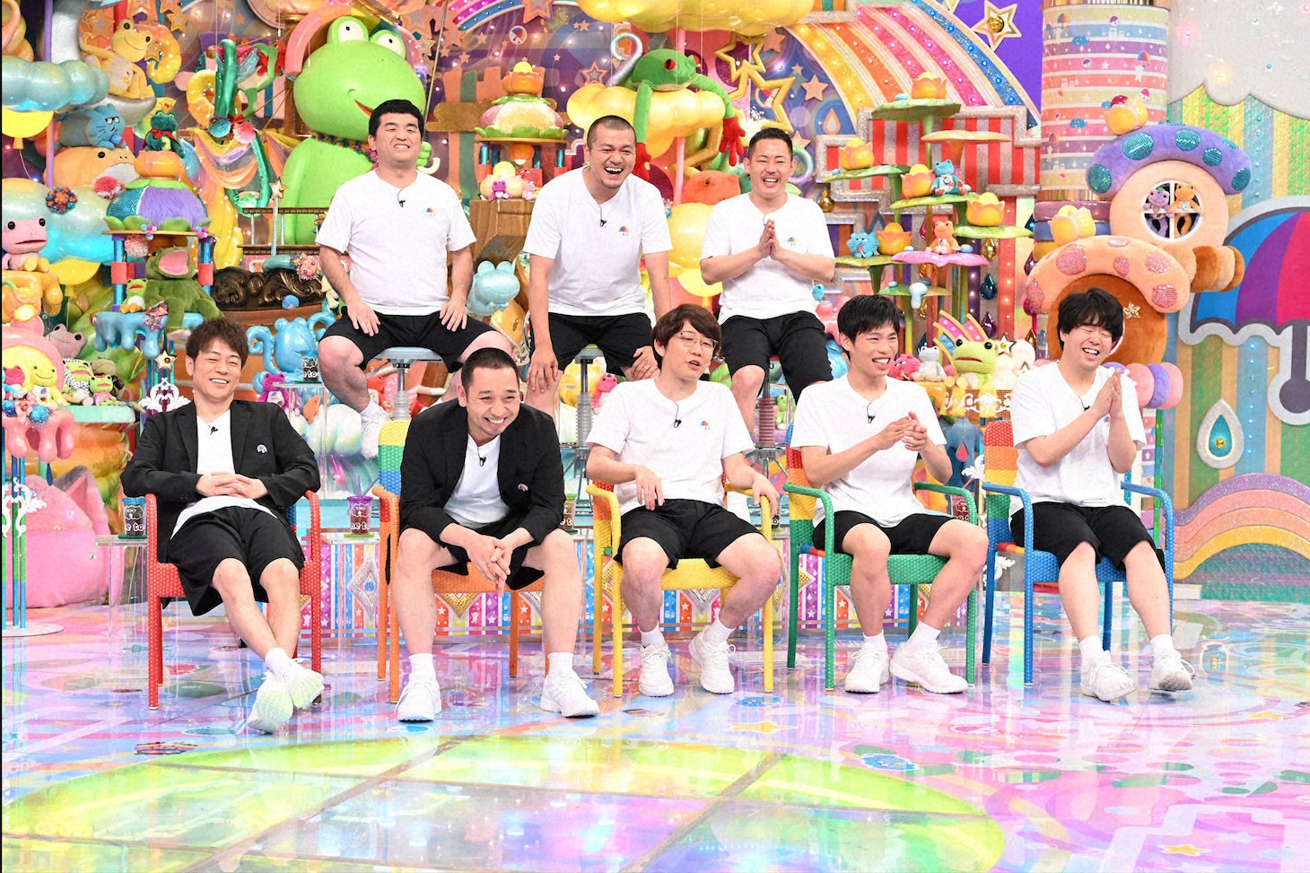 「踊りたくない芸人」のメンバー。(c)テレビ朝日