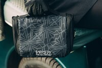 BABYMETAL「BMD FOX APPAREL」ポーチ