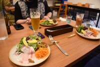 それぞれの努力をたたえて乾杯！