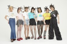 ASPがモデルを務めた「BANANA to YELLOW」新ビジュアル。