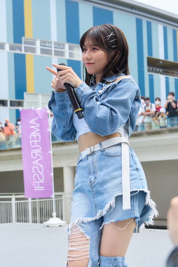 鈴木萌花