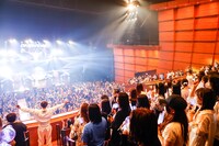 「ONE N' LIVE 2023 ～Departure～」追加公演の様子。（撮影：笹森健一）