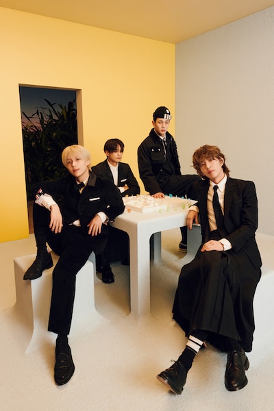 SHINee（SHINee Twitter @SHINee）