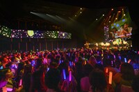 「高嶺のなでしこ 全国お招きツアー2023～First trip～」ファイナル公演の様子。（撮影：林晋介）