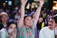 「Viral Artist on TV」より。