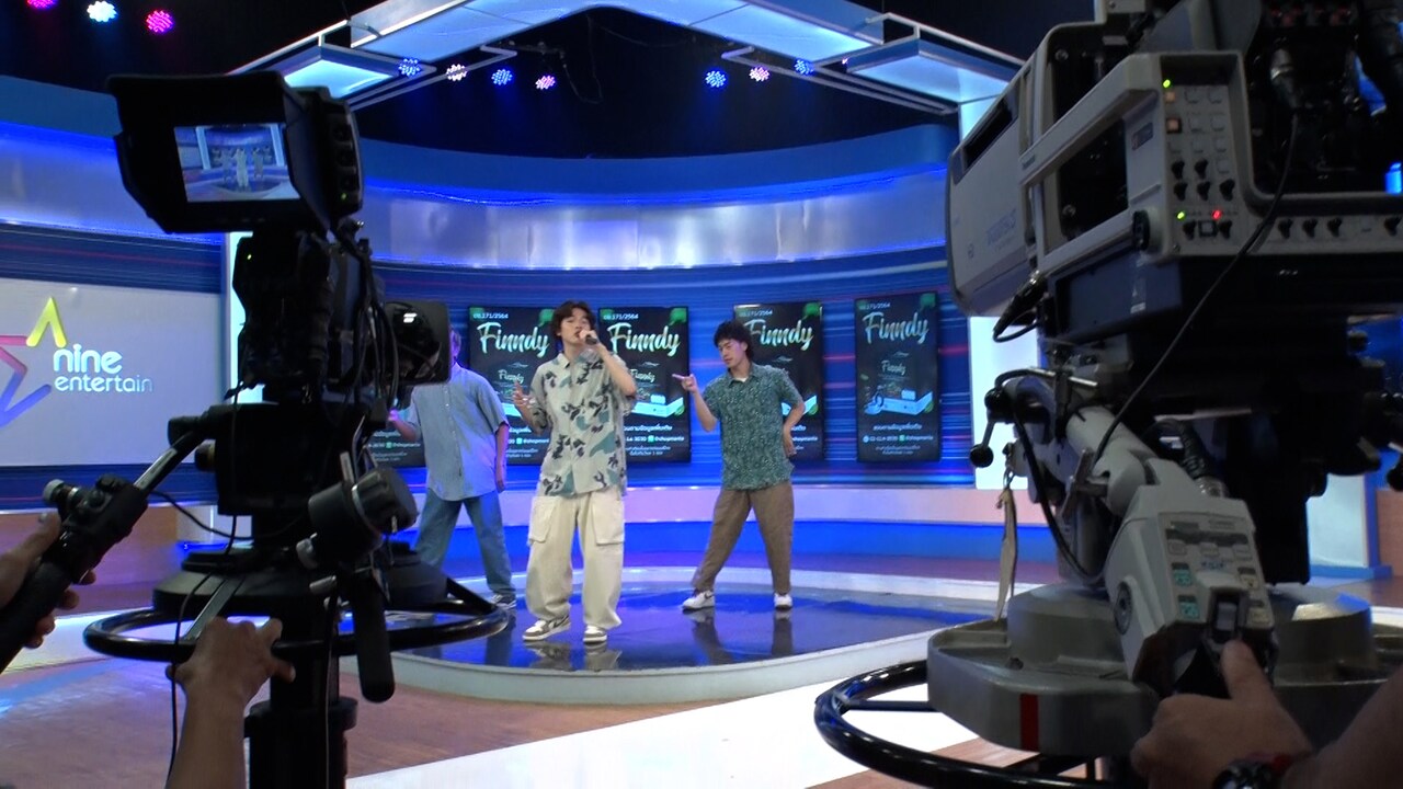 「Viral Artist on TV」より。