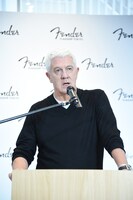 フェンダーミュージカルインストゥルメンツコーポレーションCEOのアンディ・ムーニー氏。