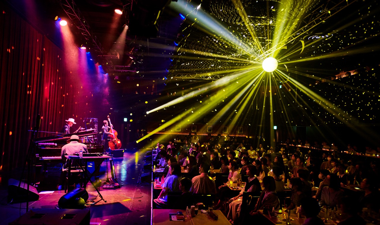 「H ZETTRIO Jazz Club Tour 2023 ～トリオが目に沁みるぜ Vol.1～」神奈川・Billboard Live YOKOHAMA公演の様子。（Photo by ViVi Koharu）