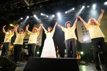 「中島愛 15th Anniversary Live ～equal～」の様子。