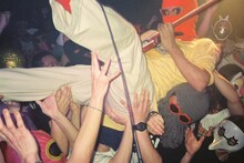 「TENDOUJI BUDDY CLUB Release Free Party ～決めろ！ハットトリック!!!～」の様子。