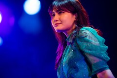 中島愛、悲喜こもごもの15周年ライブで見せた「生き様ショー」