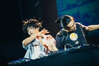 STUTSとKO-ney。（撮影：cherry chill will.）