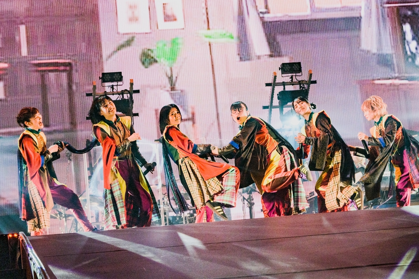 BiSH（Photo by Keiichiro Natsume）