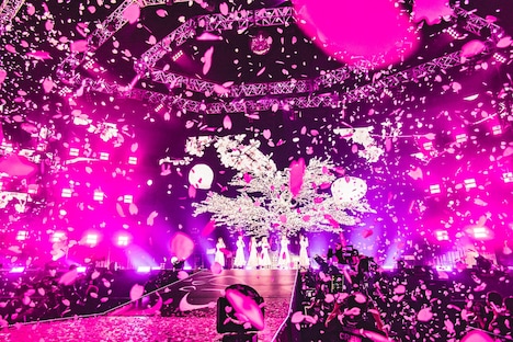 BiSH（Photo by cazrowAoki）