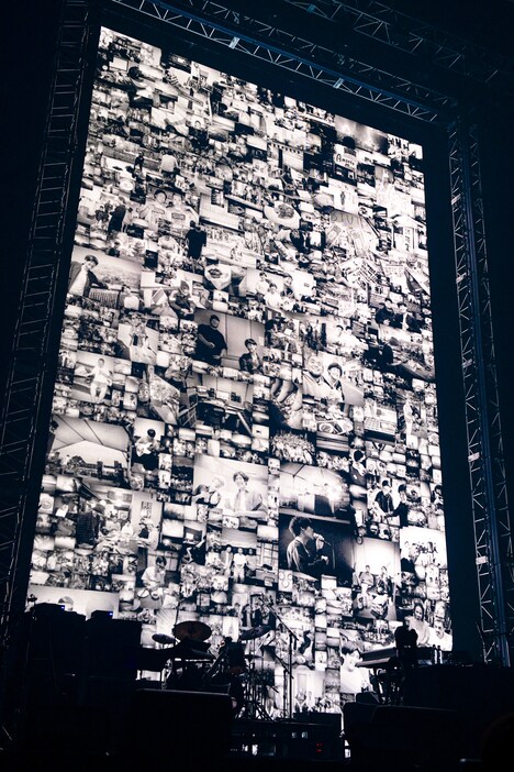 スクリーンに映し出された映像。(撮影:Teppei Kishida)