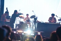 PUNPEEを迎えたパフォーマンスの様子。（撮影：Teppei Kishida）