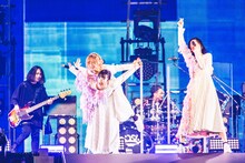 BiSH（Photo by cazrowAoki）