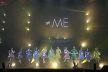 「≠ME全国ツアー2023『We shout “I am me.”』」東京・日本武道館公演の様子。(c)YOANI