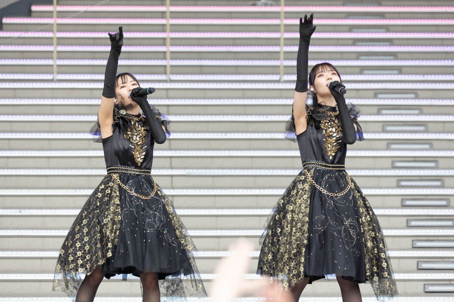 ClariS「淋しい熱帯魚」リリース記念イベントの様子。（撮影：平野タカシ）