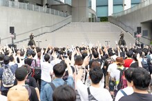 ClariS「淋しい熱帯魚」リリース記念イベントの様子。（撮影：平野タカシ）