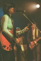 畳野彩加（Vo, G）（Photo by kokoro）