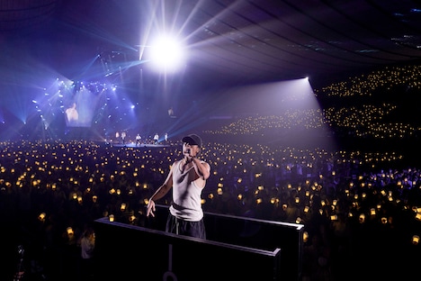 赤西仁「JIN AKANISHI 10th Anniversary Live 2023」の様子。(撮影:上飯坂一)