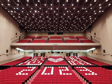 中野サンプラザホールの客席。(c)株式会社中野サンプラザ