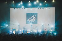 Anly「A.L.I.V.E」の様子。