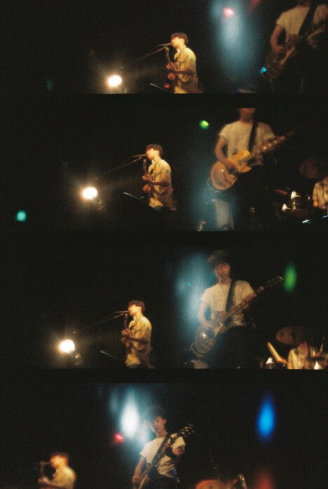 「グソクムズ ワンマンライブ “渚へ”」の様子。（撮影：小財美香子）