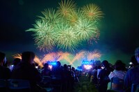 「Disney Music & Fireworks」山梨・山中湖交流プラザ きらら公演の様子。（撮影：中河原理英）